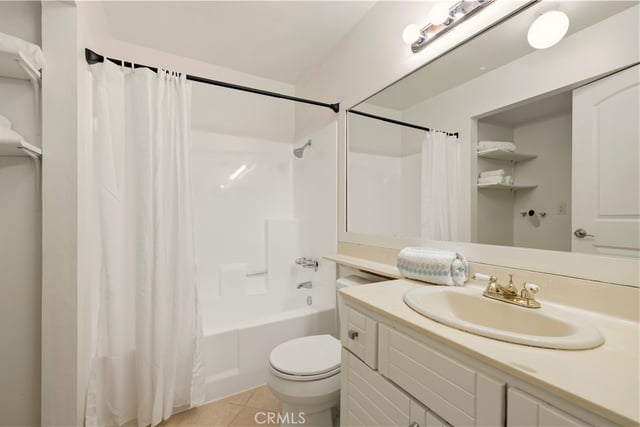 18193 Sundowner Way 815, Canyon Country, CA 91387 — photo 23 of 63