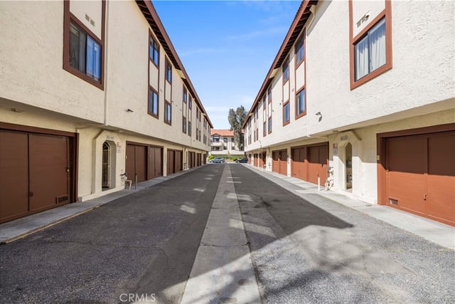 18193 Sundowner Way 815, Canyon Country, CA 91387 — photo 40 of 63