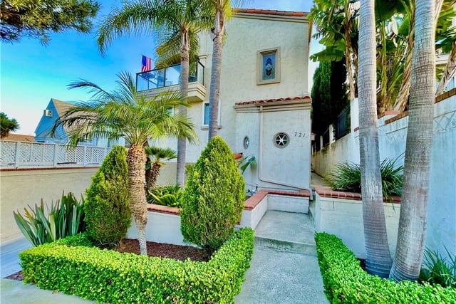 721 W 27th 1, San Pedro, CA 90731 — photo 2 of 53