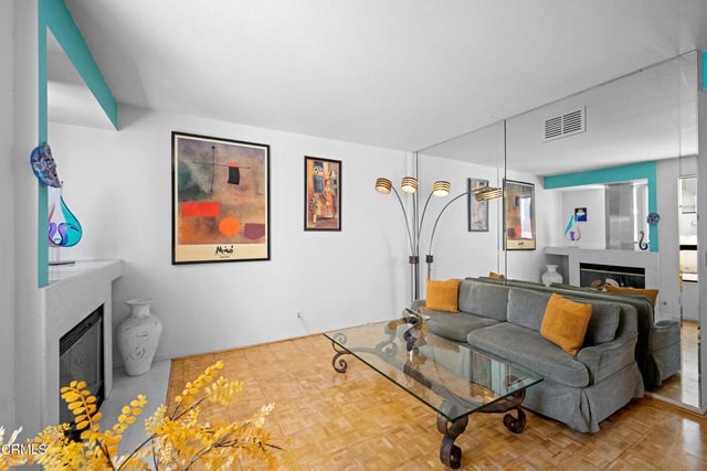 1340 Glenwood Road 17, Glendale, CA 91201 — photo 5 of 23