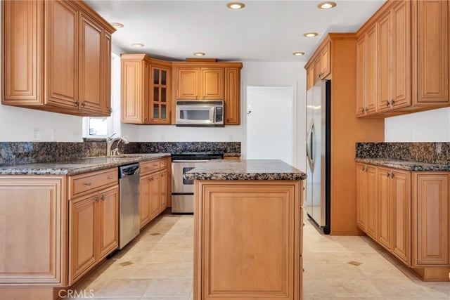 3675 Vigilance, Rancho Palos Verdes, CA 90275 — photo 4 of 33