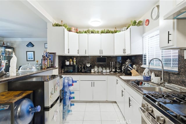 12118 Barnwall, Norwalk, CA 90650 — photo 10 of 41