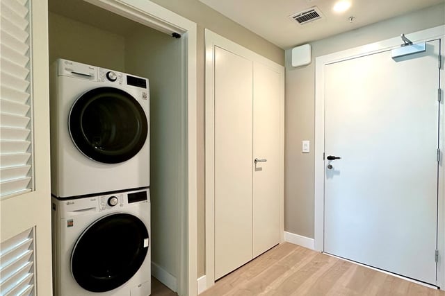 39 S Los Robles Avenue 3006, Pasadena, CA 91101 — photo 14 of 26