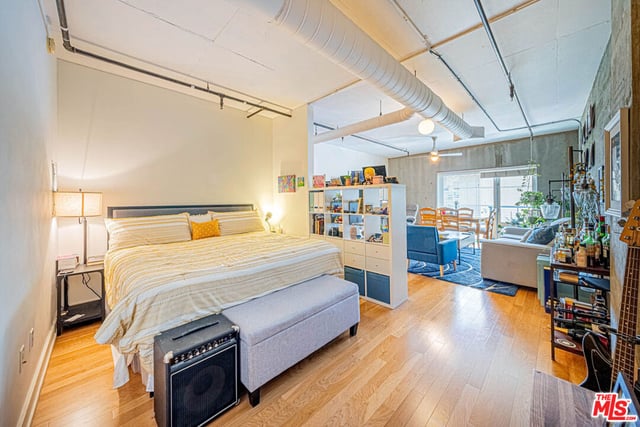 645 W 9th Street 628, Los Angeles, CA 90015 — photo 8 of 31