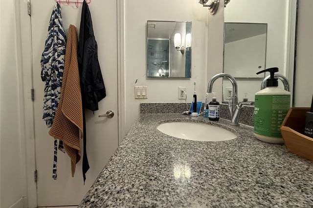 1100 Wilshire Blvd 2010, Los Angeles, CA 90017 — photo 21 of 48