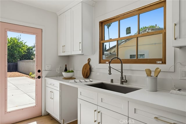 14138 Archwood, Van Nuys, CA 91405 — photo 13 of 51
