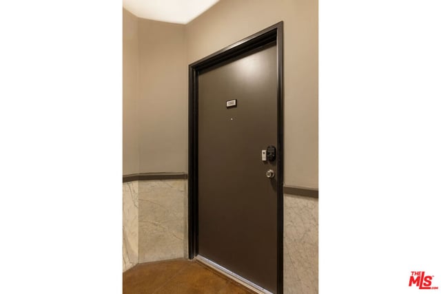 215 W 7th Street 1302, Los Angeles, CA 90014 — photo 6 of 18