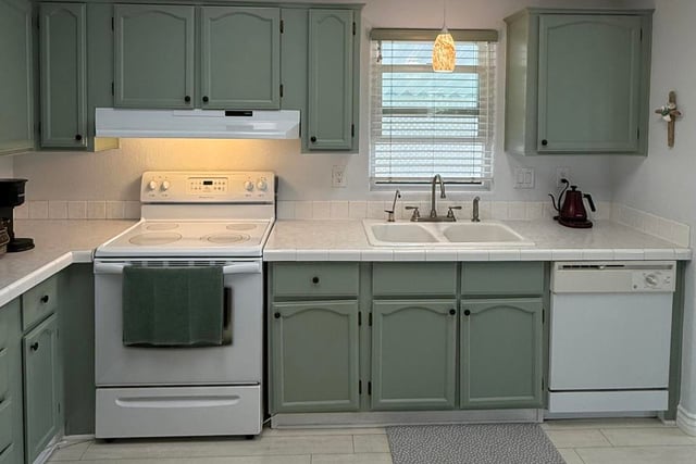 1215 44 Anchors Way Drive #44, Ventura, CA 93001 — photo 9 of 39