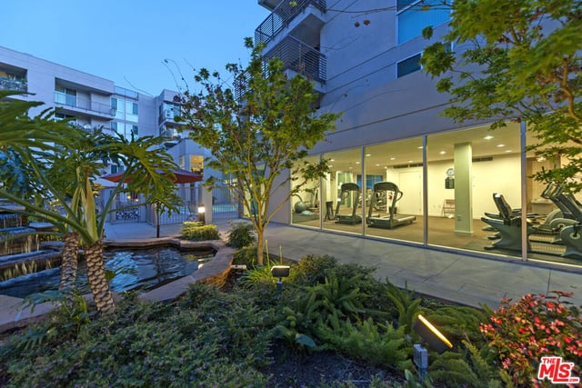 267 S San Pedro Street 221, Los Angeles, CA 90012 — photo 30 of 39