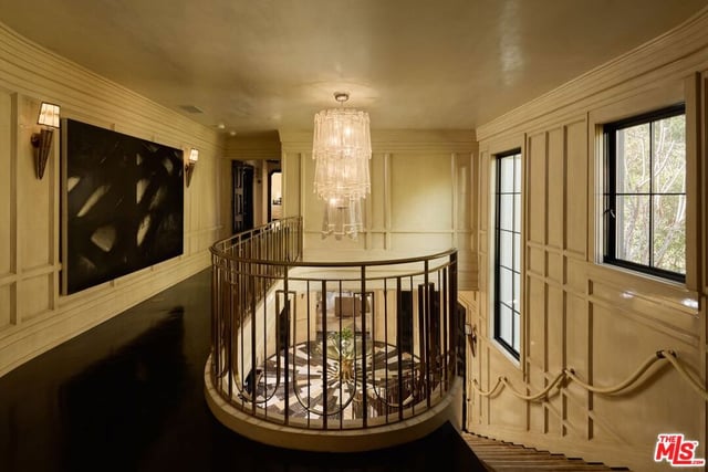 10790 Bellagio Road, Los Angeles, CA 90077 — photo 9 of 24