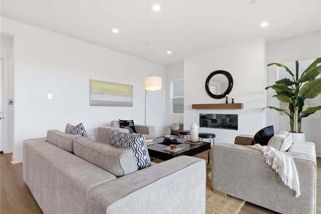 27546 Juniper Lane, Valencia, CA 91381 — photo 12 of 43