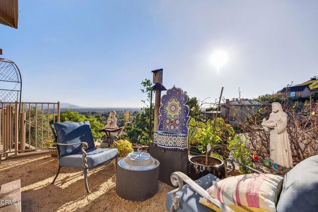 559 N Loop Drive, Camarillo, CA 93010 — photo 13 of 76