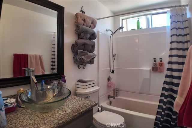 2335 Langhorn, Lancaster, CA 93535 — photo 34 of 75