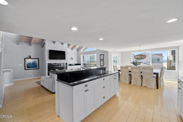3612 Ocean Drive, Oxnard, CA 93035 — photo 11 of 36