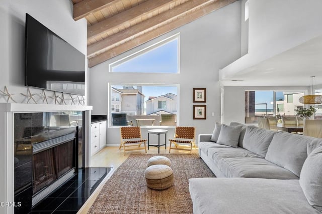 3612 Ocean Drive, Oxnard, CA 93035 — photo 5 of 36