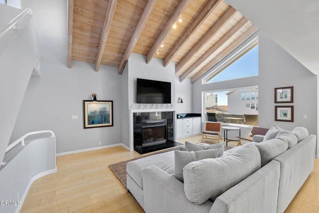 3612 Ocean Drive, Oxnard, CA 93035 — photo 7 of 36