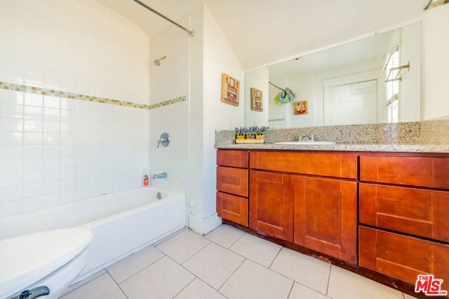 107 S Rampart Boulevard, Los Angeles, CA 90057 — photo 22 of 26