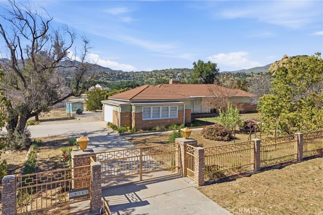 10721 Andora, Chatsworth, CA 91311 — photo 11 of 27