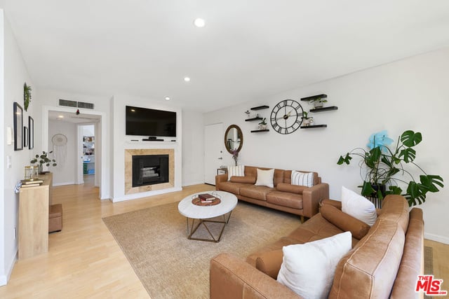 6250 Fulton Avenue 205, Van Nuys, CA 91401 — photo 4 of 16