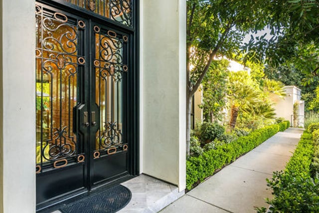 1114 Sutton Way, Beverly Hills, CA 90210 — photo 4 of 57