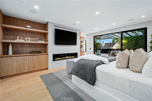 14812 Huston Street, Sherman Oaks, CA 91403 — photo 15 of 26
