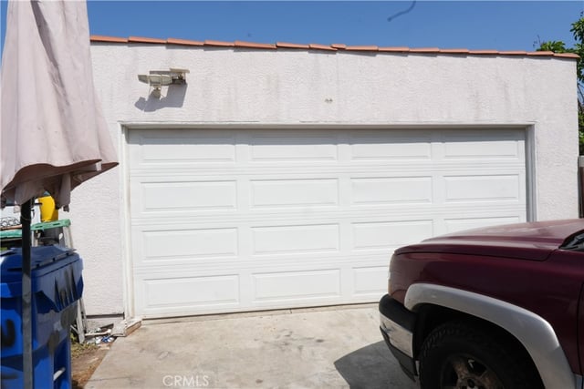 611 W 91st, Los Angeles, CA 90044 — photo 13 of 41
