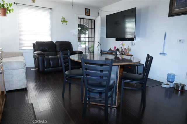 611 W 91st, Los Angeles, CA 90044 — photo 27 of 41