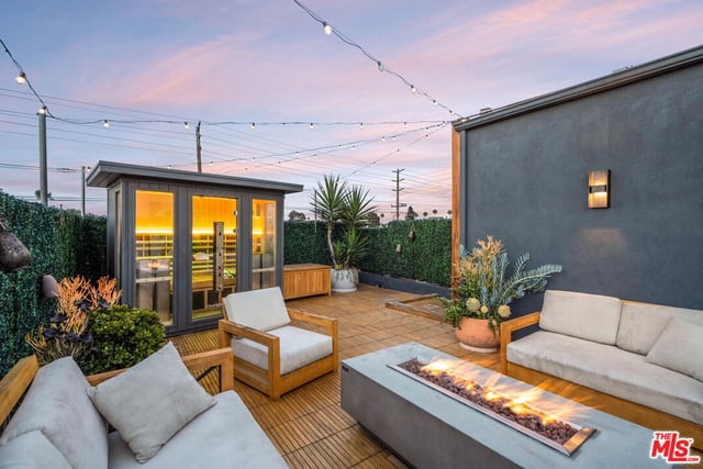 2515 Lincoln Boulevard, Venice, CA 90291 — photo 4 of 45