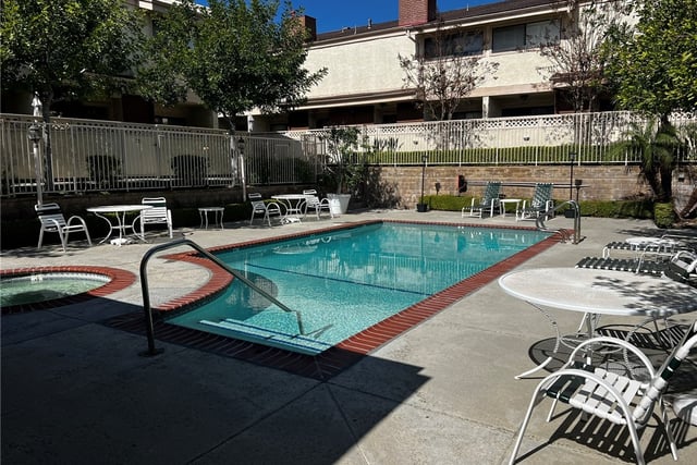 19451 Sherman Way 501, Reseda, CA 91335 — photo 36 of 40