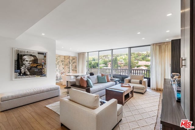 9255 Doheny Road 703, West Hollywood, CA 90069 — photo 3 of 28