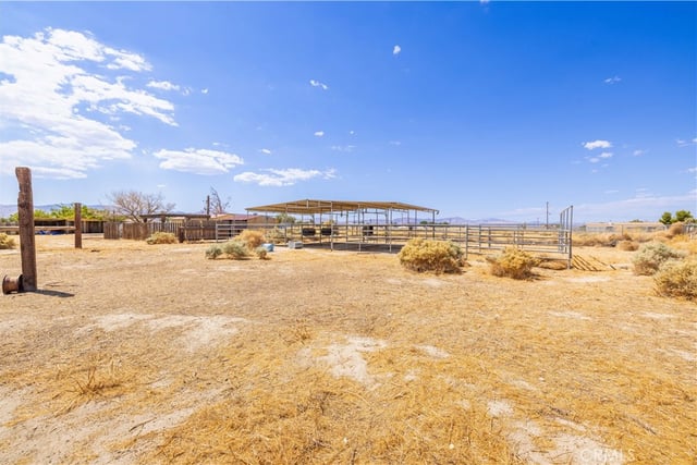 38617 95th Street E, Palmdale, CA 93591 — photo 38 of 47