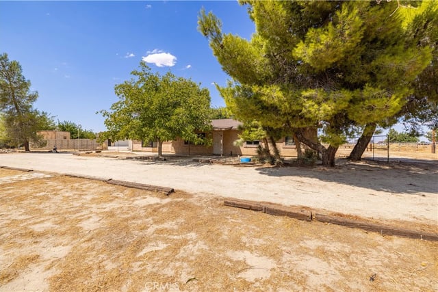 38617 95th Street E, Palmdale, CA 93591 — photo 4 of 47