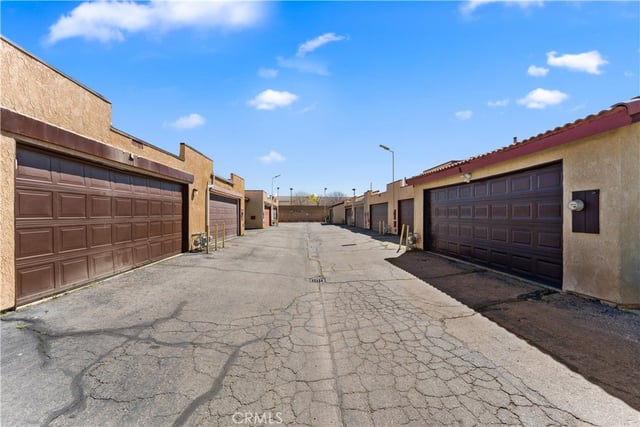 1750 E Avenue Q14, Palmdale, CA 93550 — photo 8 of 35