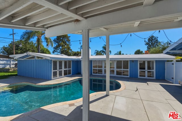 26 Packet Road, Rancho Palos Verdes, CA 90275 — photo 5 of 40
