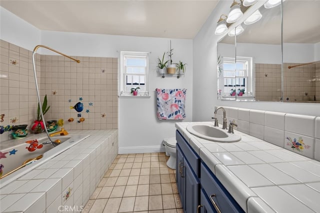 15354 Leadwell Street, Van Nuys, CA 91406 — photo 14 of 23