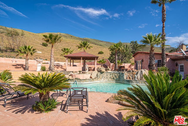35931 Via Famero Drive, Acton, CA 93510 — photo 16 of 40