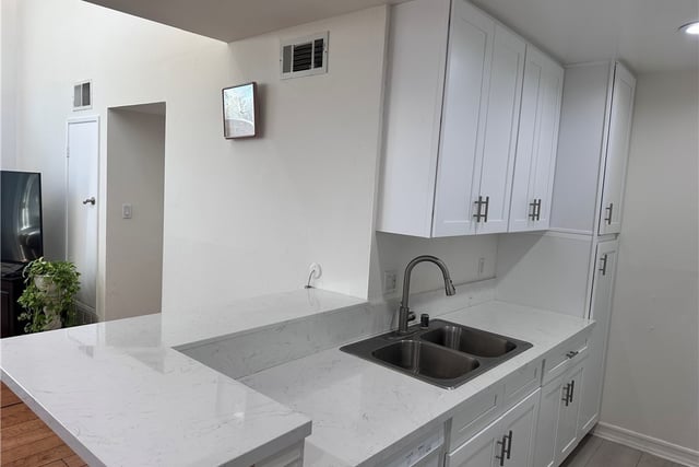 5700 Etiwanda 264, Tarzana, CA 91356 — photo 9 of 34