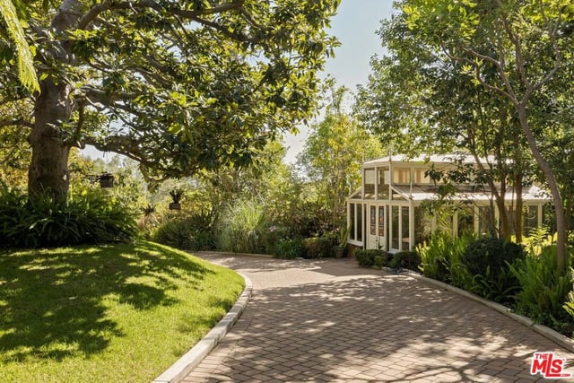 214 S Beverly Glen Boulevard, Los Angeles, CA 90024 — photo 36 of 43
