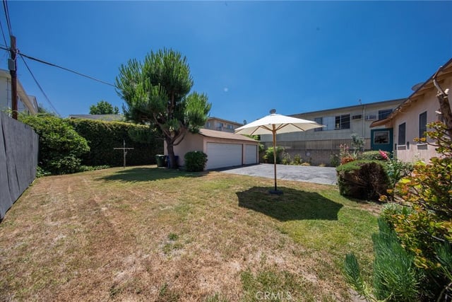 5238 Hermitage, Valley Village, CA 91607 — photo 10 of 34