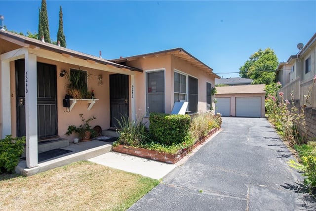 5238 Hermitage, Valley Village, CA 91607 — photo 2 of 34