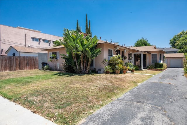 5238 Hermitage, Valley Village, CA 91607 — photo 4 of 34