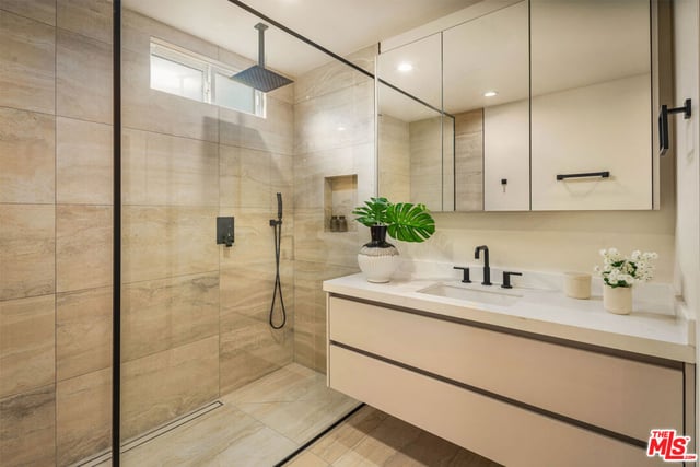 8817 Ashcroft Avenue, West Hollywood, CA 90048 — photo 9 of 16