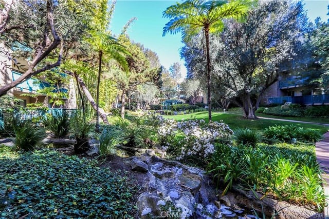 564 N Bellflower Boulevard 315, Long Beach, CA 90814 — photo 5 of 24