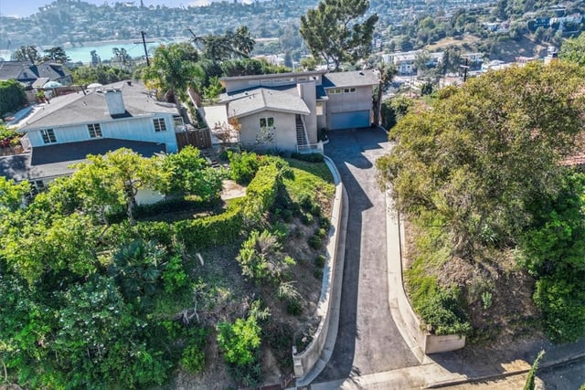 2377 Silver Ridge Avenue, Los Angeles, CA 90039 — photo 4 of 46