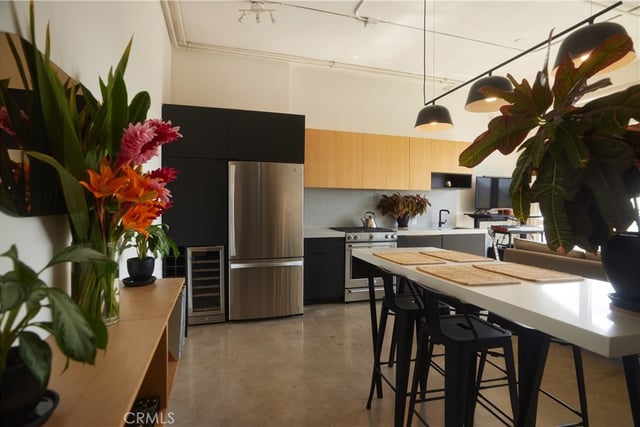 315 E 8th Street 205, Los Angeles, CA 90014 — photo 13 of 24