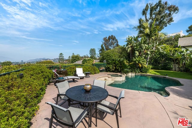 12145 Summit Court, Beverly Hills, CA 90210 — photo 12 of 53