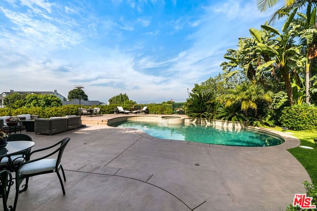 12145 Summit Court, Beverly Hills, CA 90210 — photo 8 of 53