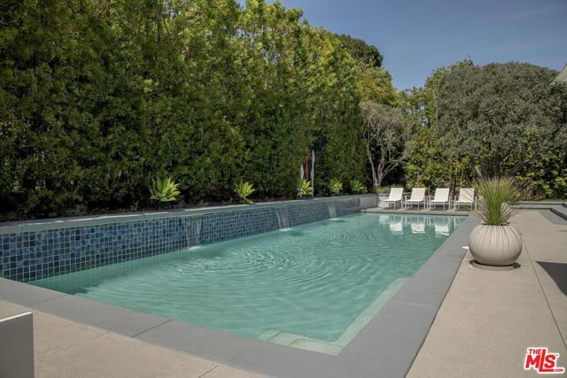3833 Hayvenhurst Drive, Encino, CA 91436 — photo 39 of 51