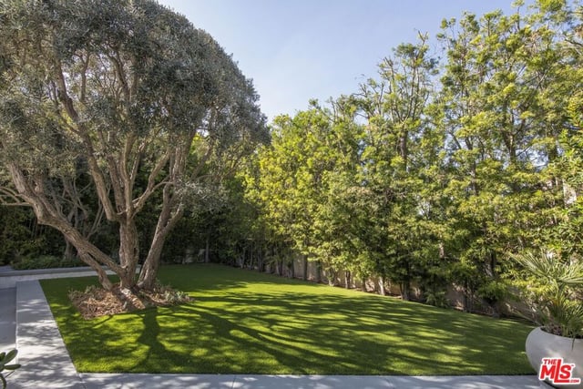 3833 Hayvenhurst Drive, Encino, CA 91436 — photo 41 of 51