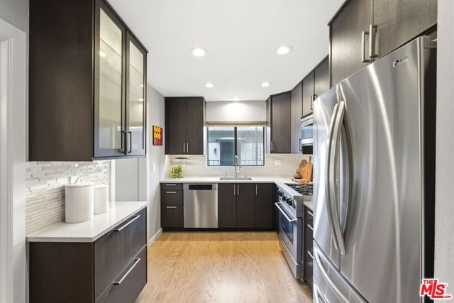1013 16th Street 101, Santa Monica, CA 90403 — photo 15 of 46